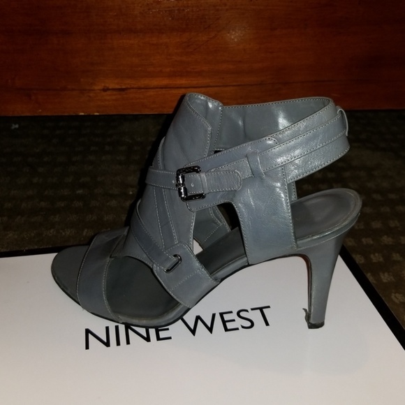 Shoes - Picture 2 of 2